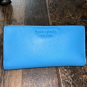 🩵Kate Spade Wallet 💙 (like new condition)🩵